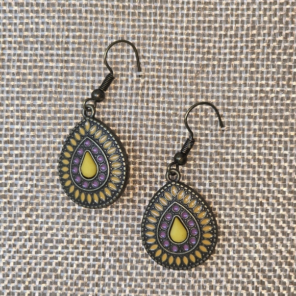 Rhinestone Teardrop Dangle Earrings - Picture 4 of 7
